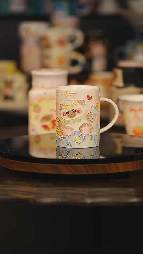 【闪购商品】摆件景德镇釉下彩绘设计师款式陶瓷