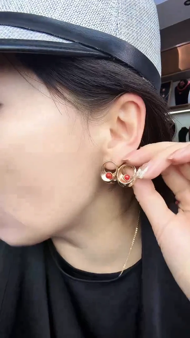 简单时尚百搭 耳钉