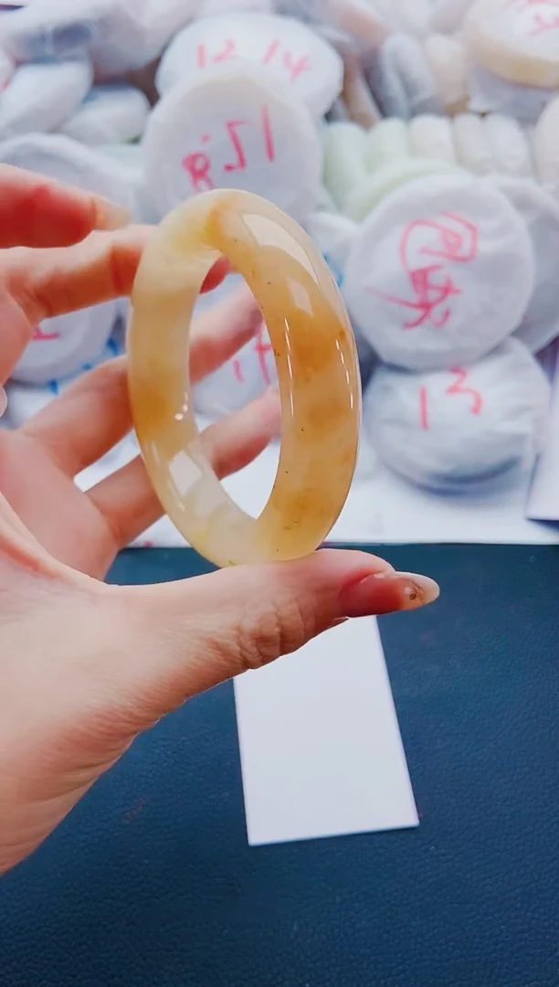 未镶嵌手镯石英质玉K46-56-57