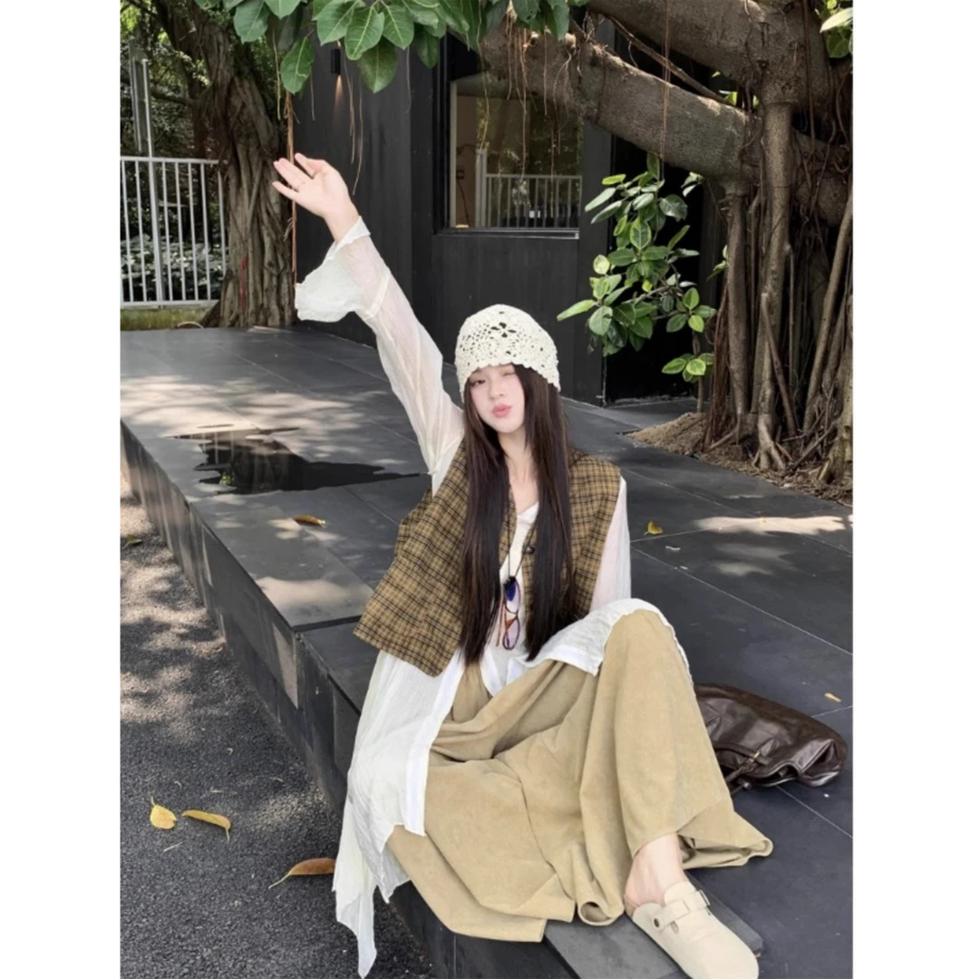 时尚套装女不规则褶皱衬衫叠穿格子马甲上衣早春宽松休闲裤三件套