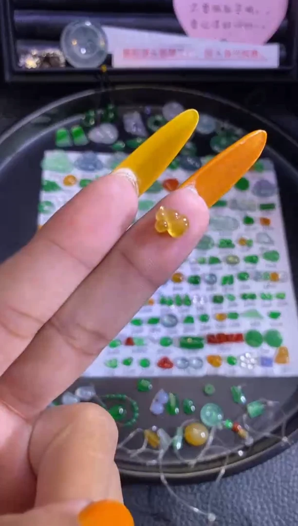 未镶嵌挂件翡翠葫芦