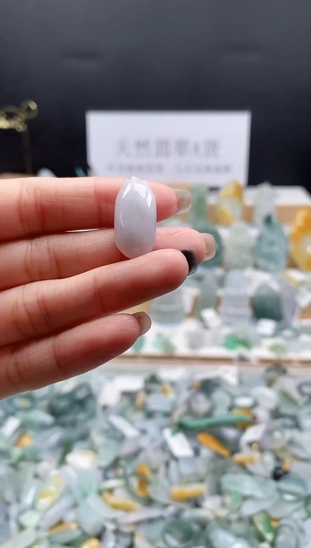 翡翠未镶嵌吊坠(不含链)9福瓜