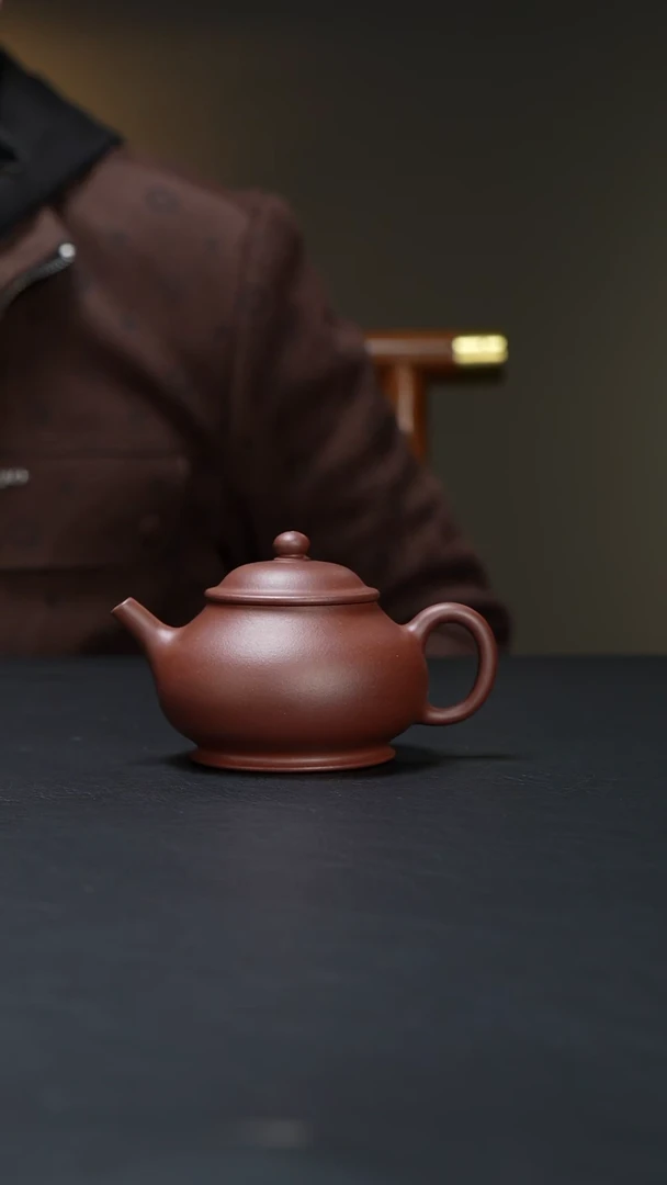 茶壶紫砂范福明紫泥莲池古式壶