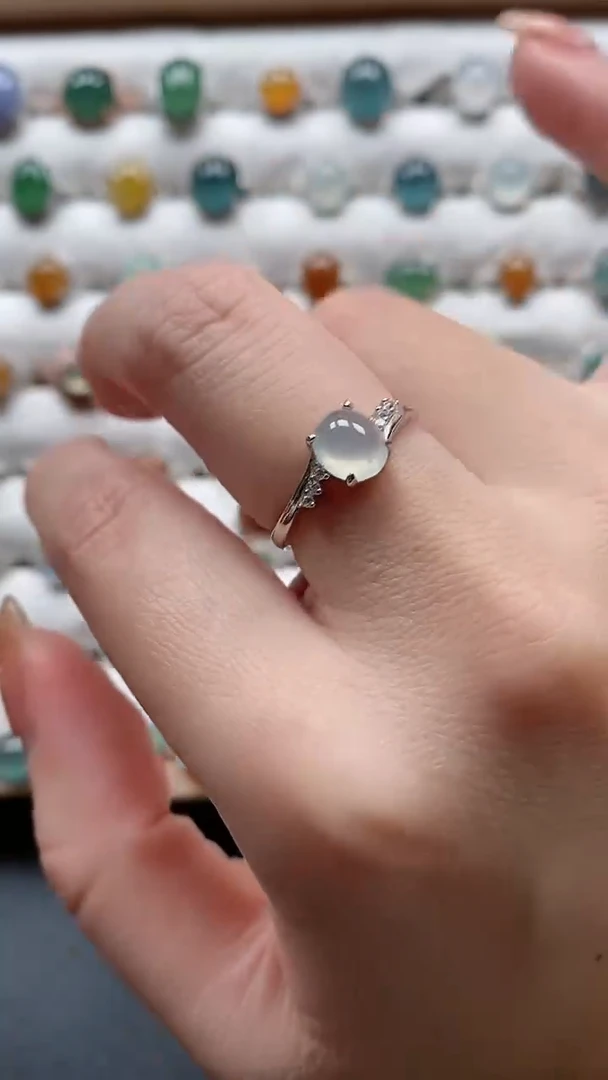 【闪购商品】翡翠戒指银S925镶嵌一物一证一礼盒