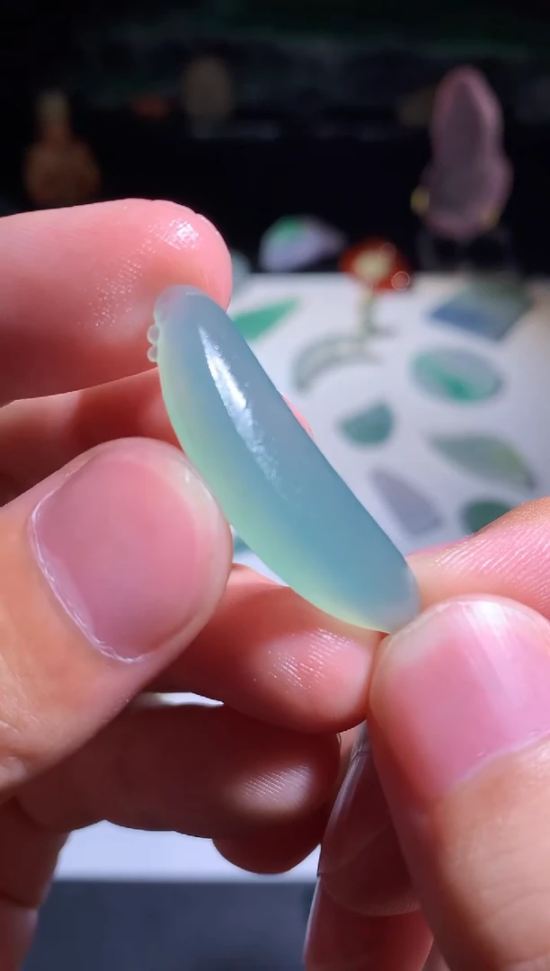 未镶嵌定制翡翠 手牌