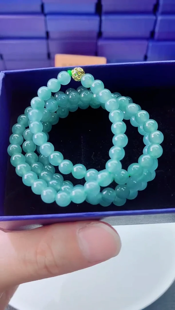 翡翠未镶嵌颈饰