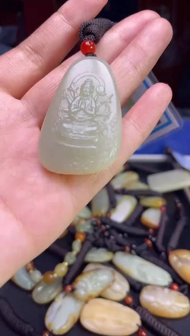 颈饰未镶嵌和田玉123