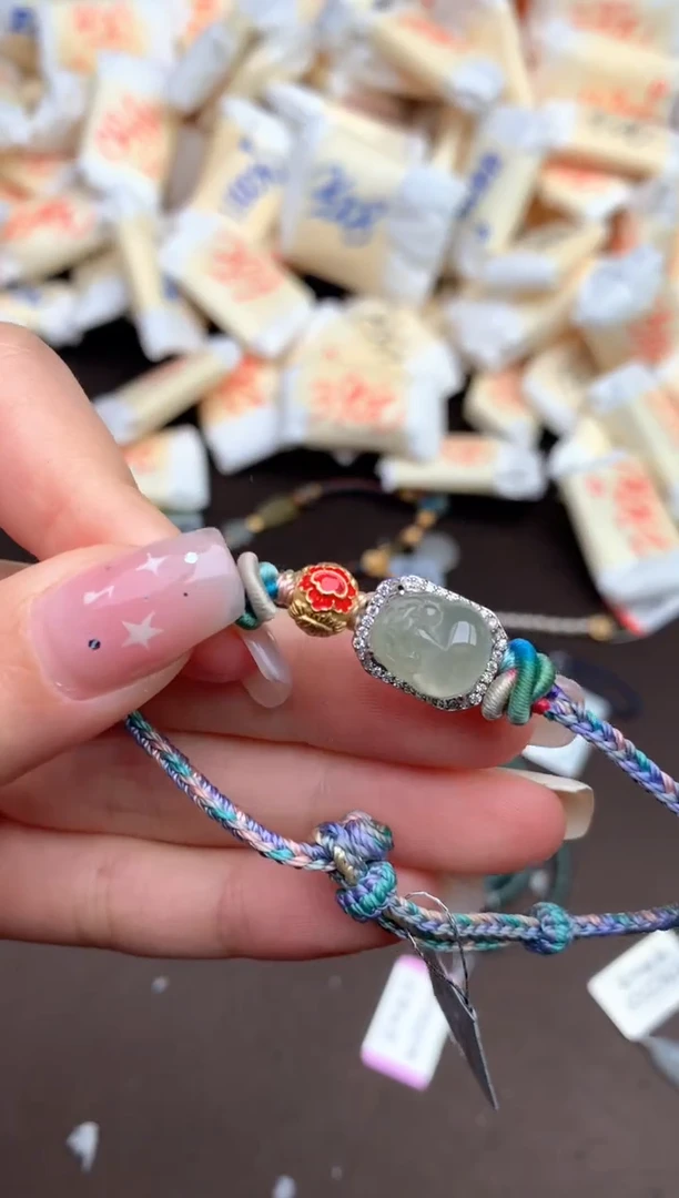 【闪购商品】翡翠手绳未镶嵌一