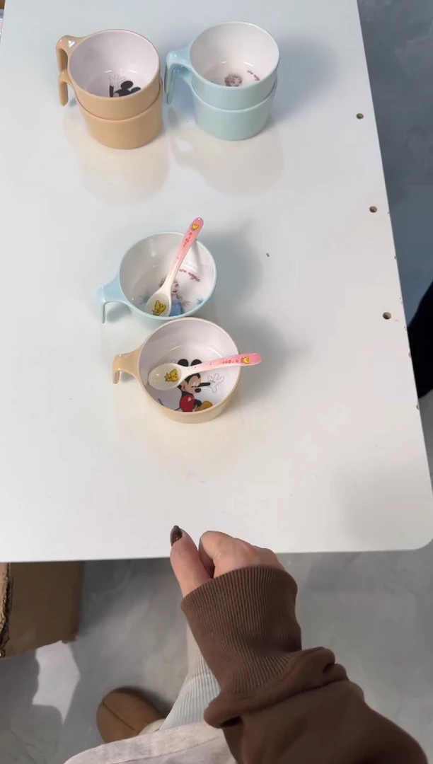 密胺爱莎米奇手把碗+勺子