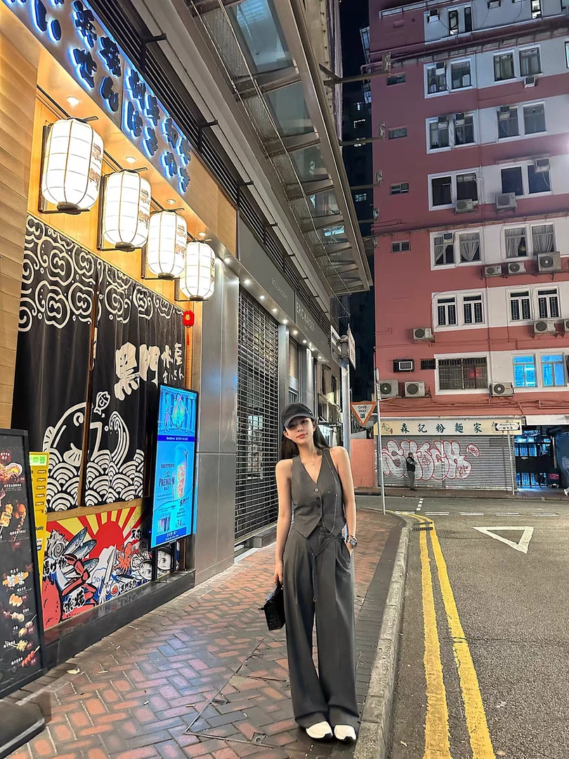 主播喊到名字的姐姐找到对应价格备注编号拍   （套装，外套）