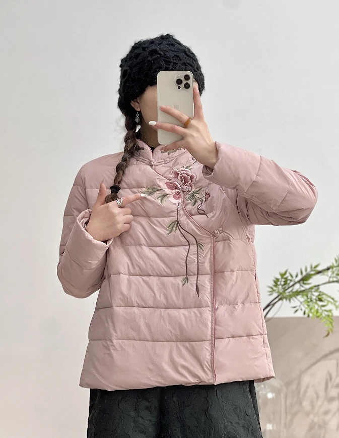 【粉色】中国风刺绣复古宽松保暖立领盘扣短款新疆棉棉服6666