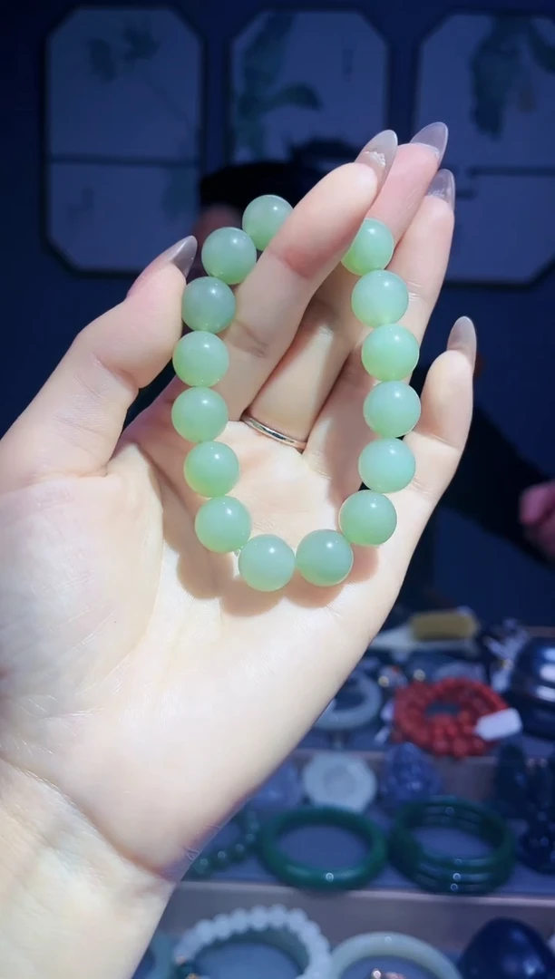 【闪购商品】和田玉颈饰未镶嵌AA多样性发货 拍一发一1.0