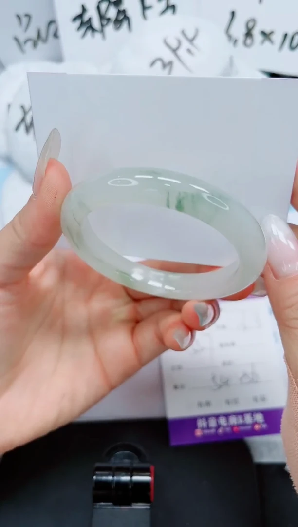 石英质玉手镯未镶嵌45-55.7