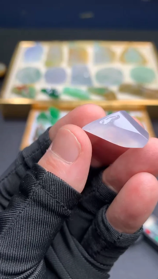 【闪购商品】定制翡翠未镶嵌