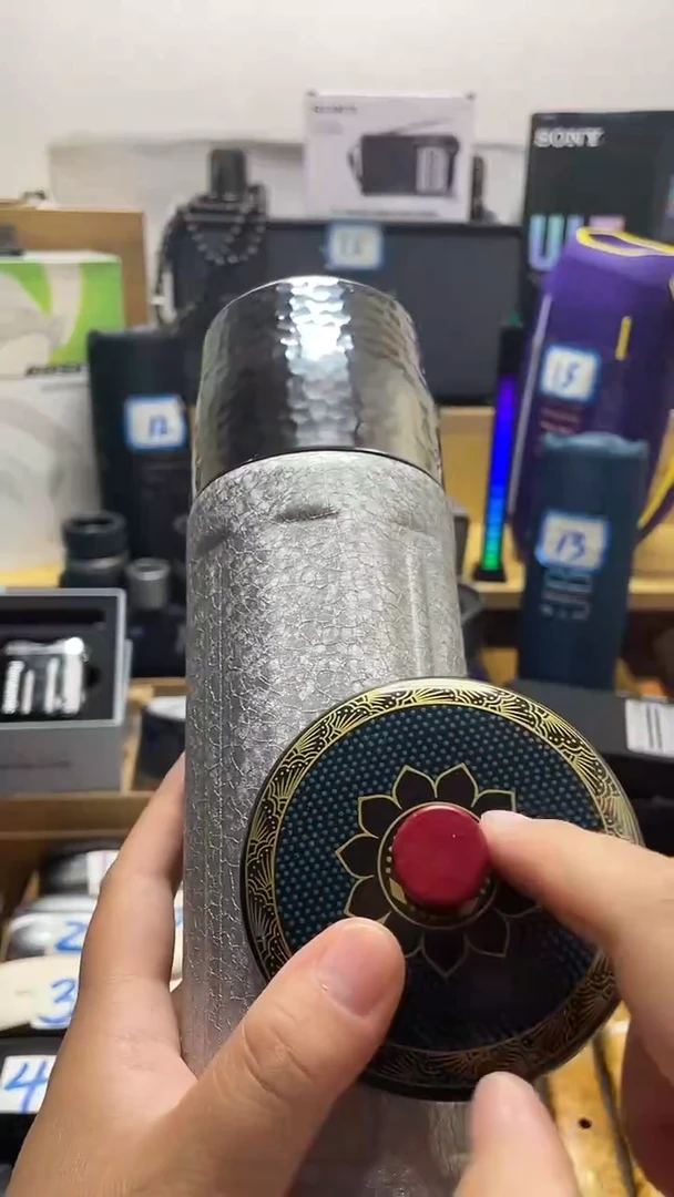 瓷片闪购商品 如图所示