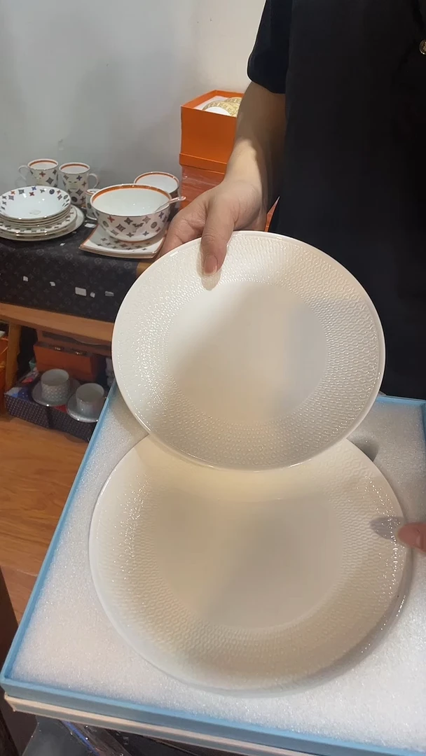 鸿辉家品牌瓷器，京东包邮！