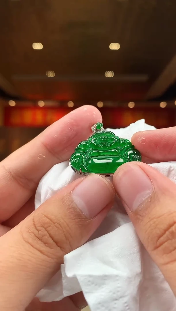【闪购商品】翡翠颈饰未镶嵌        *774