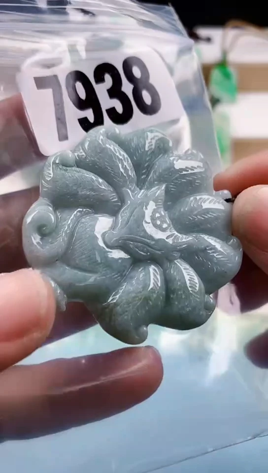 【闪购商品】翡翠挂件未镶嵌天然翡翠吊坠挂件