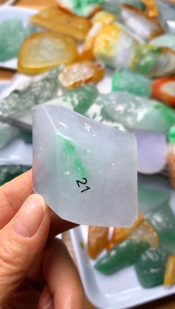 颈饰未镶嵌翡翠111