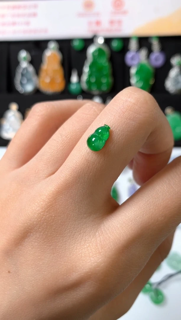 未镶嵌定制翡翠裸石（镶嵌定制）