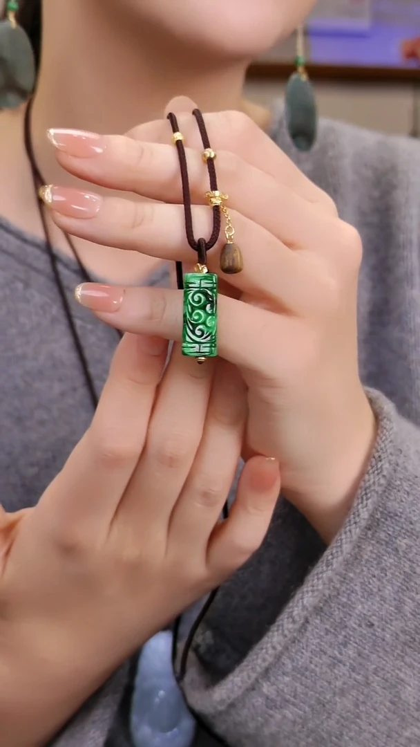 颈饰未镶嵌翡翠国风