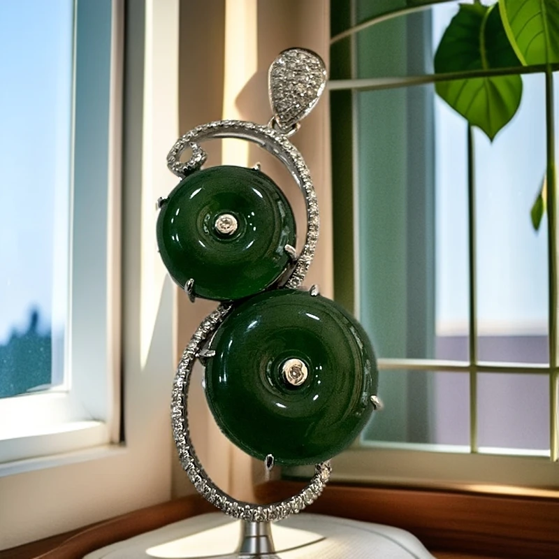 缅甸翡翠18k白金精美吊坠冰种阳绿满平安扣冰透翠色蛋面镶嵌挂坠