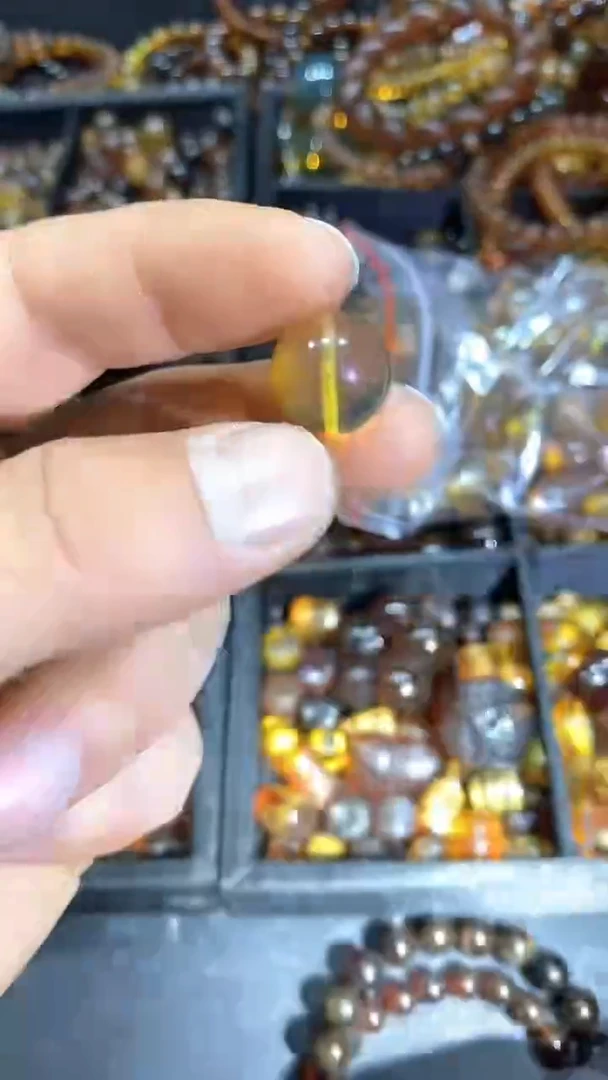 琥珀颈饰未镶嵌天然缅甸琥珀单珠