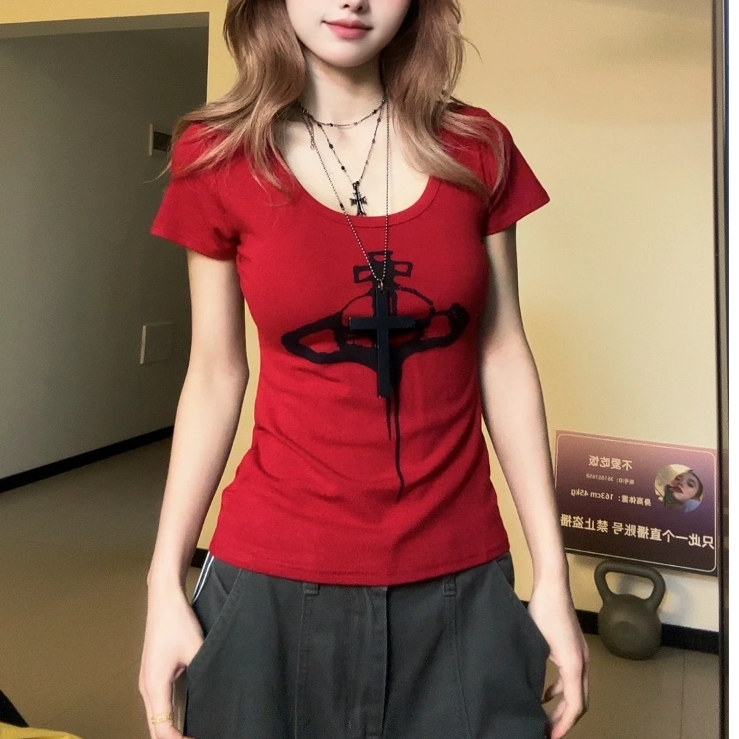 2025夏季洋气美式印花设计U领设计款修身显瘦百搭简约款正肩短袖.