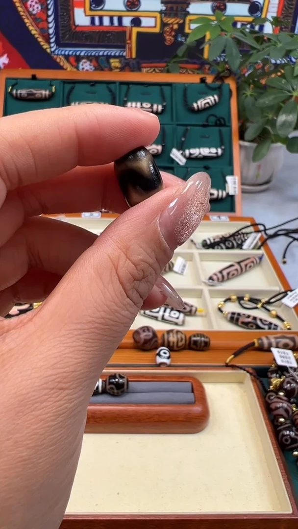 玛瑙/玉髓（覆膜）颈饰未镶嵌11.（微瑕随机发货）