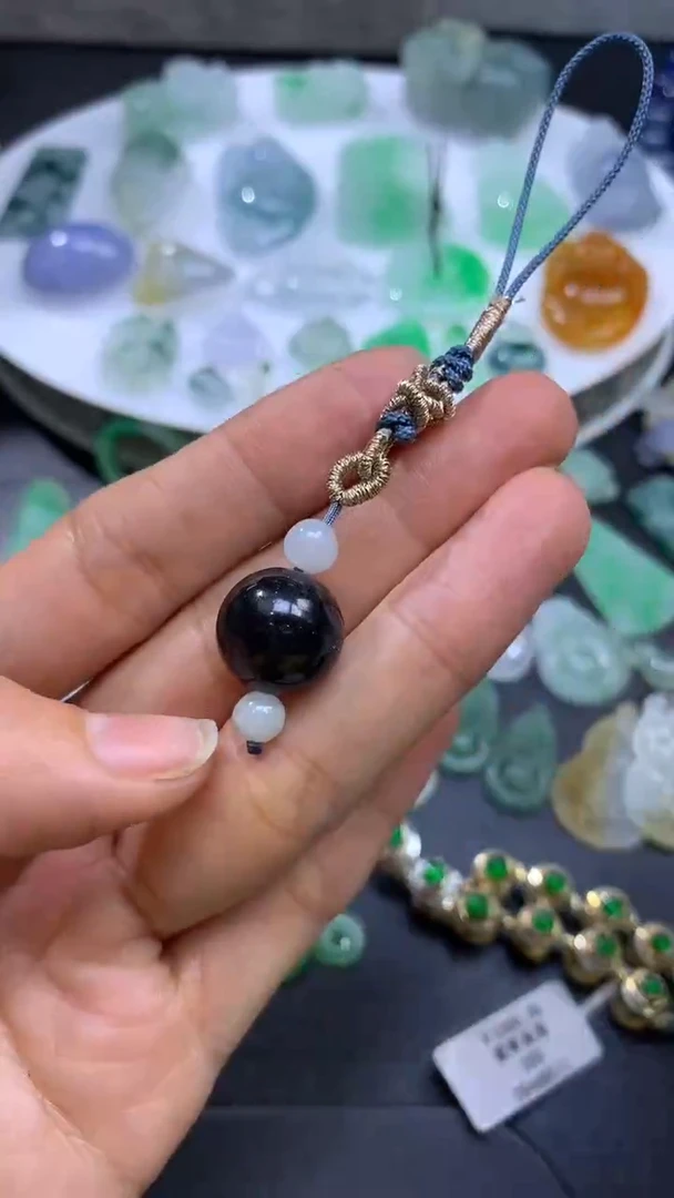 【闪购商品】翡翠挂件未镶嵌翡翠