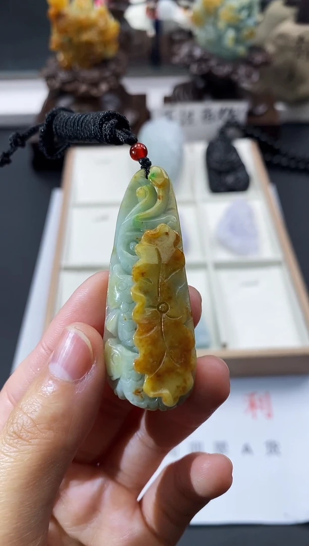 颈饰未镶嵌翡翠天然缅甸A货翡翠