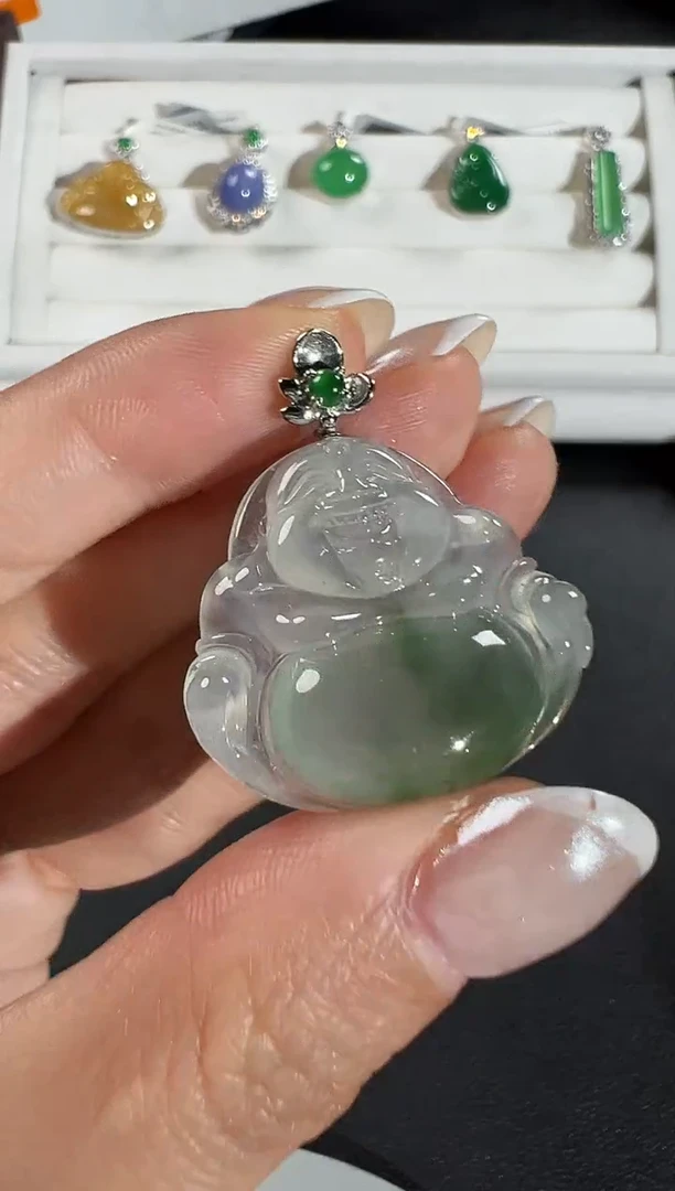 颈饰18K金镶嵌翡翠序号23