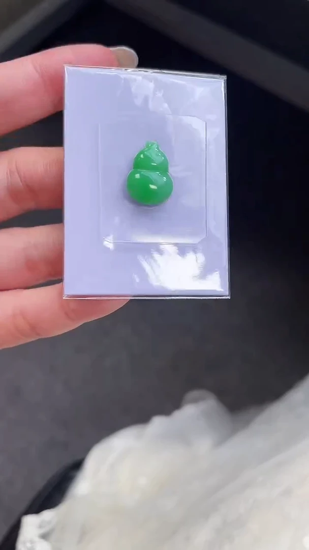 未镶嵌定制翡翠14.7*11.1*4葫芦