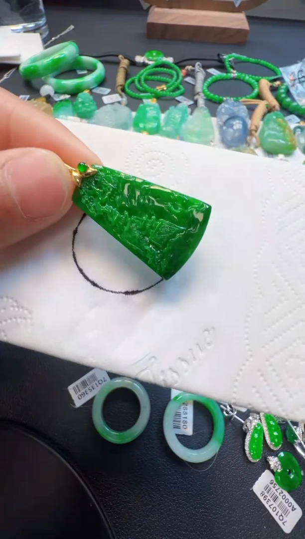 【闪购商品】定制翡翠18K金镶嵌980元