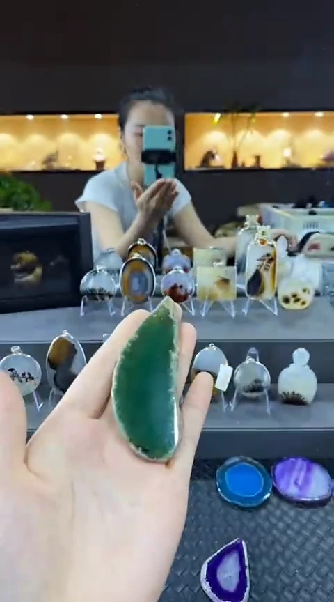 未镶嵌颈饰玛瑙/玉髓美*滋玛瑙