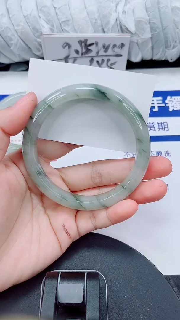 未镶嵌手镯石英质玉200-64/65