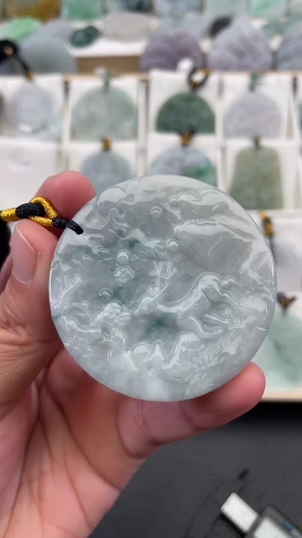 颈饰未镶嵌翡翠天然缅甸翡翠A货263