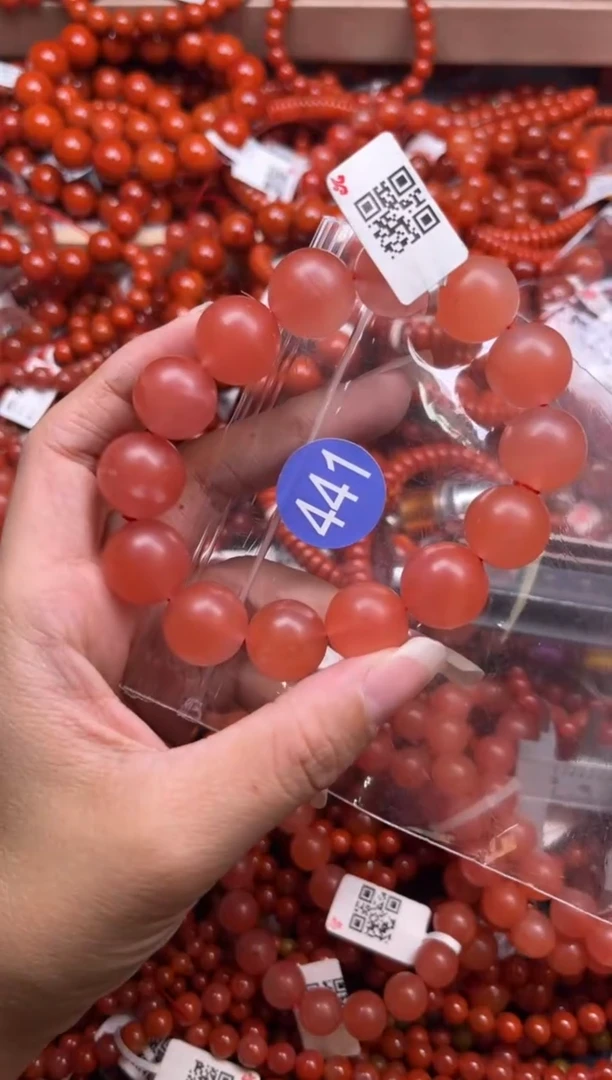 南红玛瑙未镶嵌珠宝奇石441-13