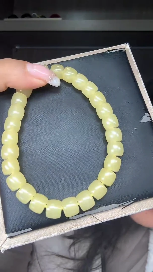 未镶嵌手串和田玉新疆和田玉 产地新疆若羌黄口料 柠檬黄手串