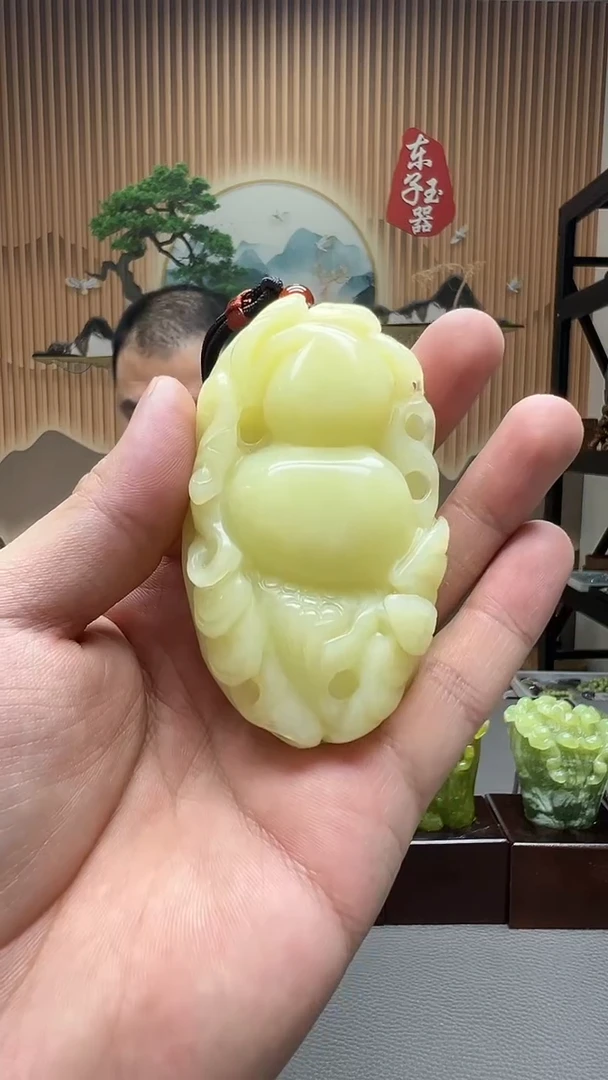 【闪购商品】蛇纹石玉手玩件未镶嵌天然玉石手玩件