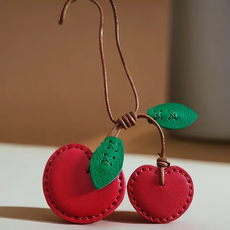 新款轻奢时尚百搭樱桃挂件003