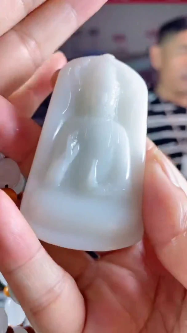 天然玉石未镶嵌颈饰