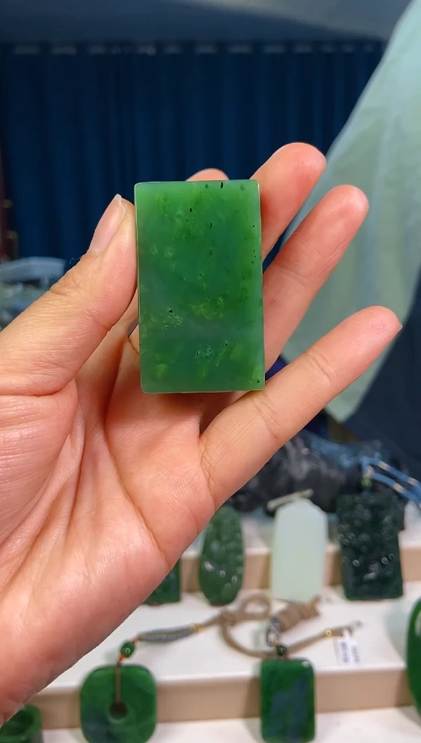 【闪购商品】和田玉挂件未镶嵌1