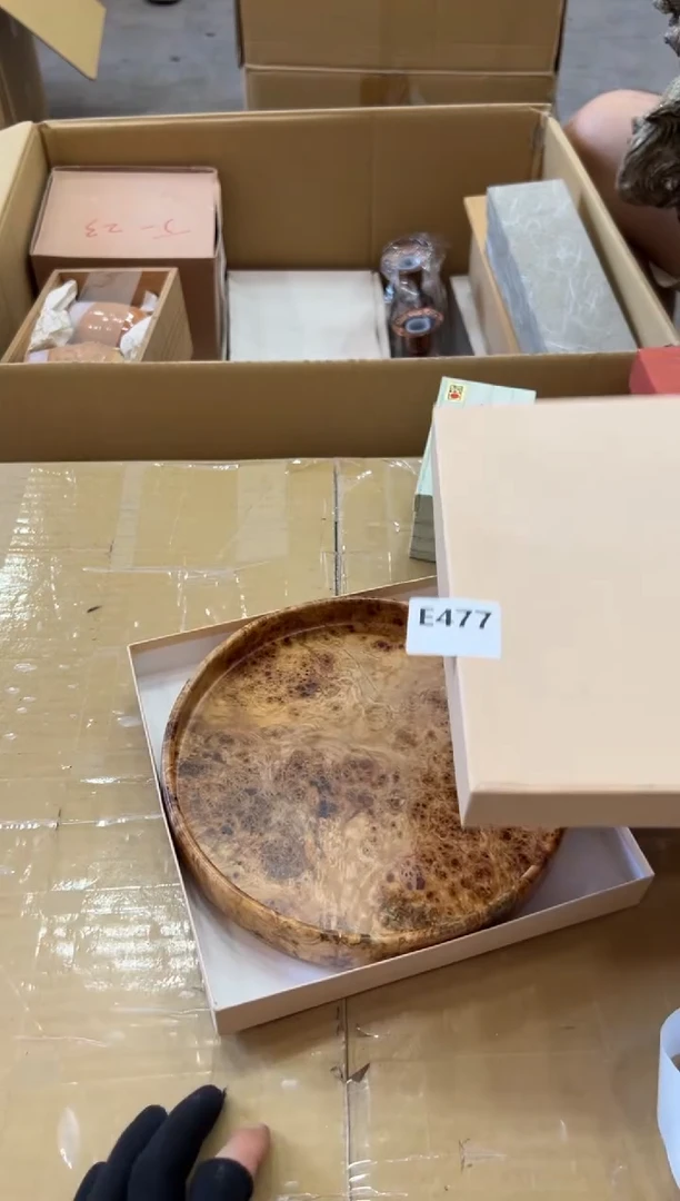瓷片牛*爷477中古商品，谨慎参拍