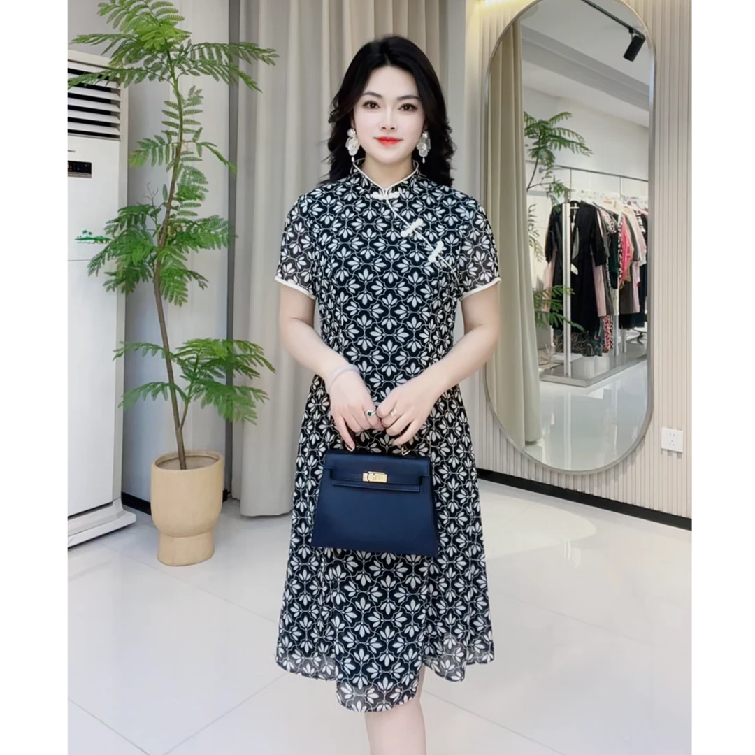 [依百万]193夏季优雅印花旗袍百搭一字扣花色碎花国风常规袖