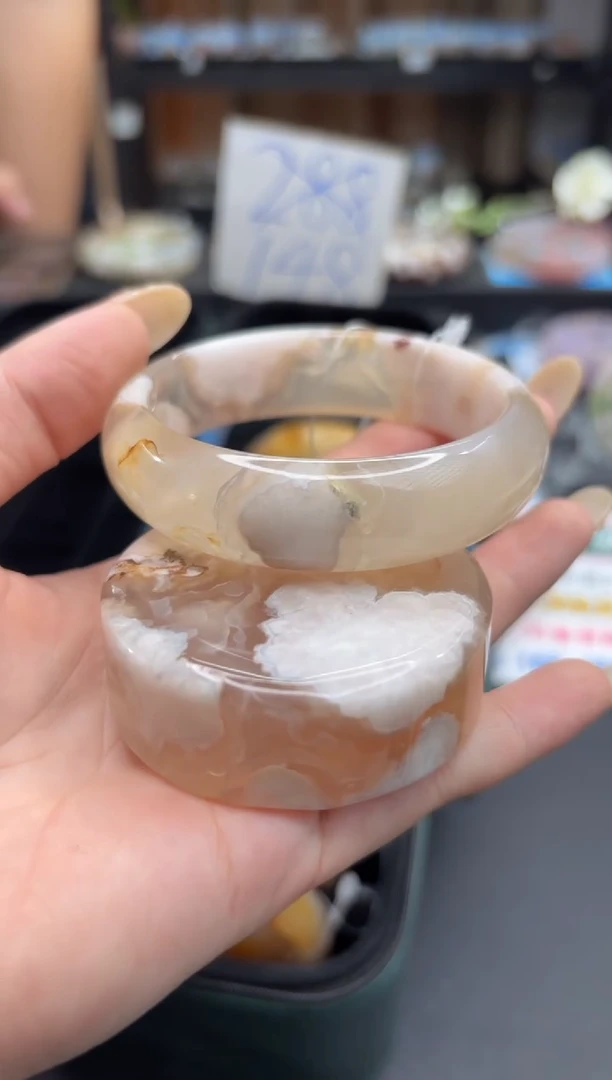 未镶嵌手镯石英质玉C156(55圈赠送镯心)