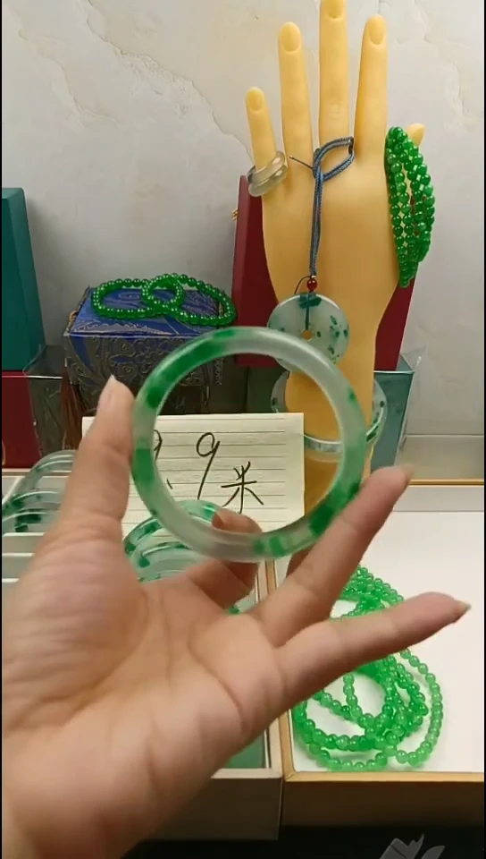 手镯玛瑙/玉髓未镶嵌手镯