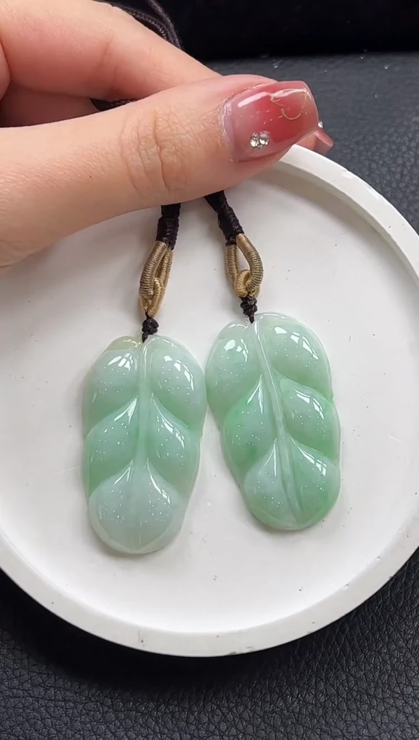 【闪购商品】翡翠颈饰未镶嵌K733-843叶子多样性发1件