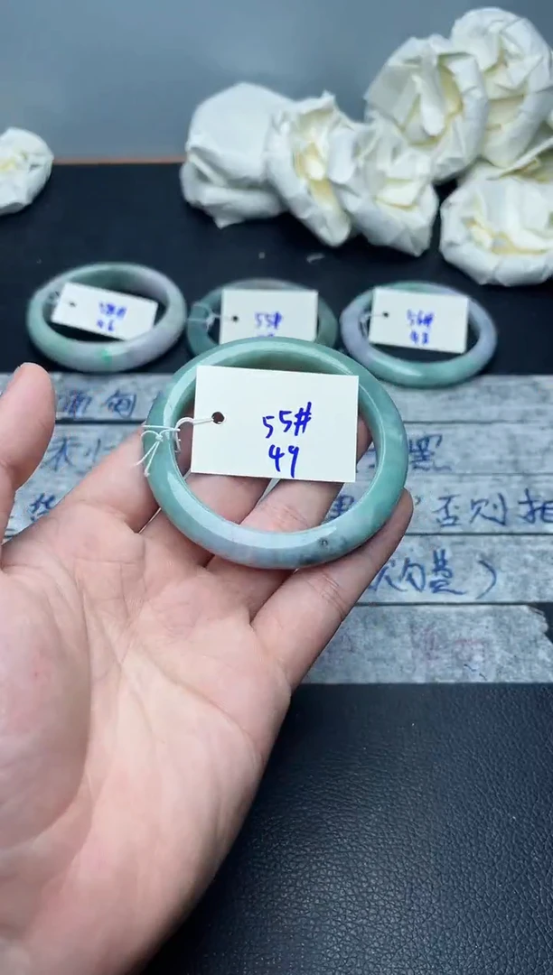 未镶嵌手镯翡翠49