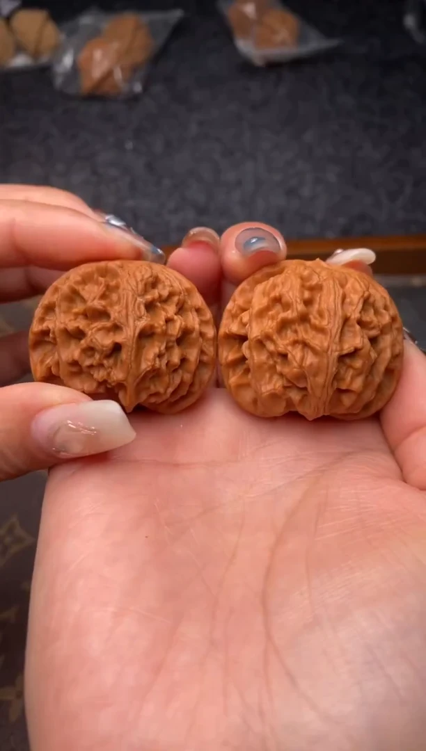 把件文玩核桃B224号41尺苹果园